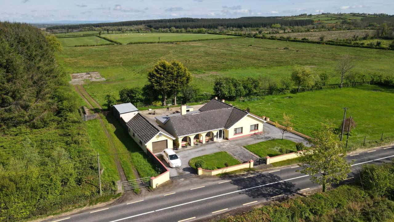 Sunnyside Acomodação com café da manhã Strokestown Exterior foto